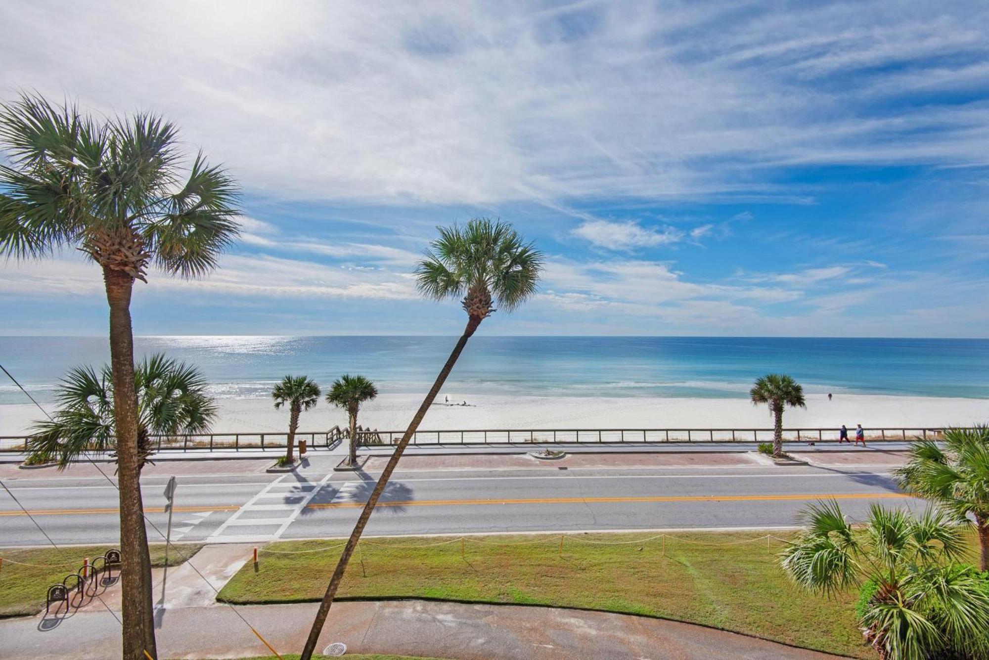 Majestic Sun 302a * Destin