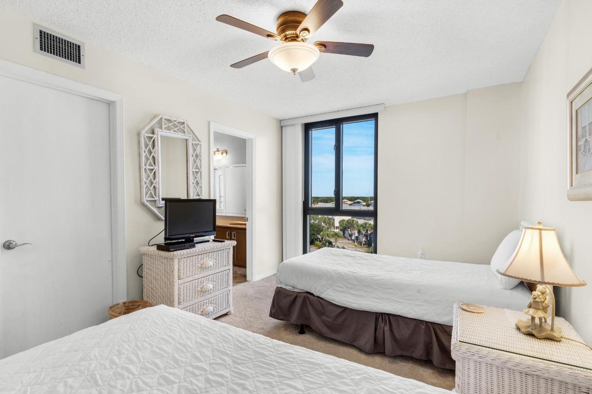 Enclave 605a Holiday home *
