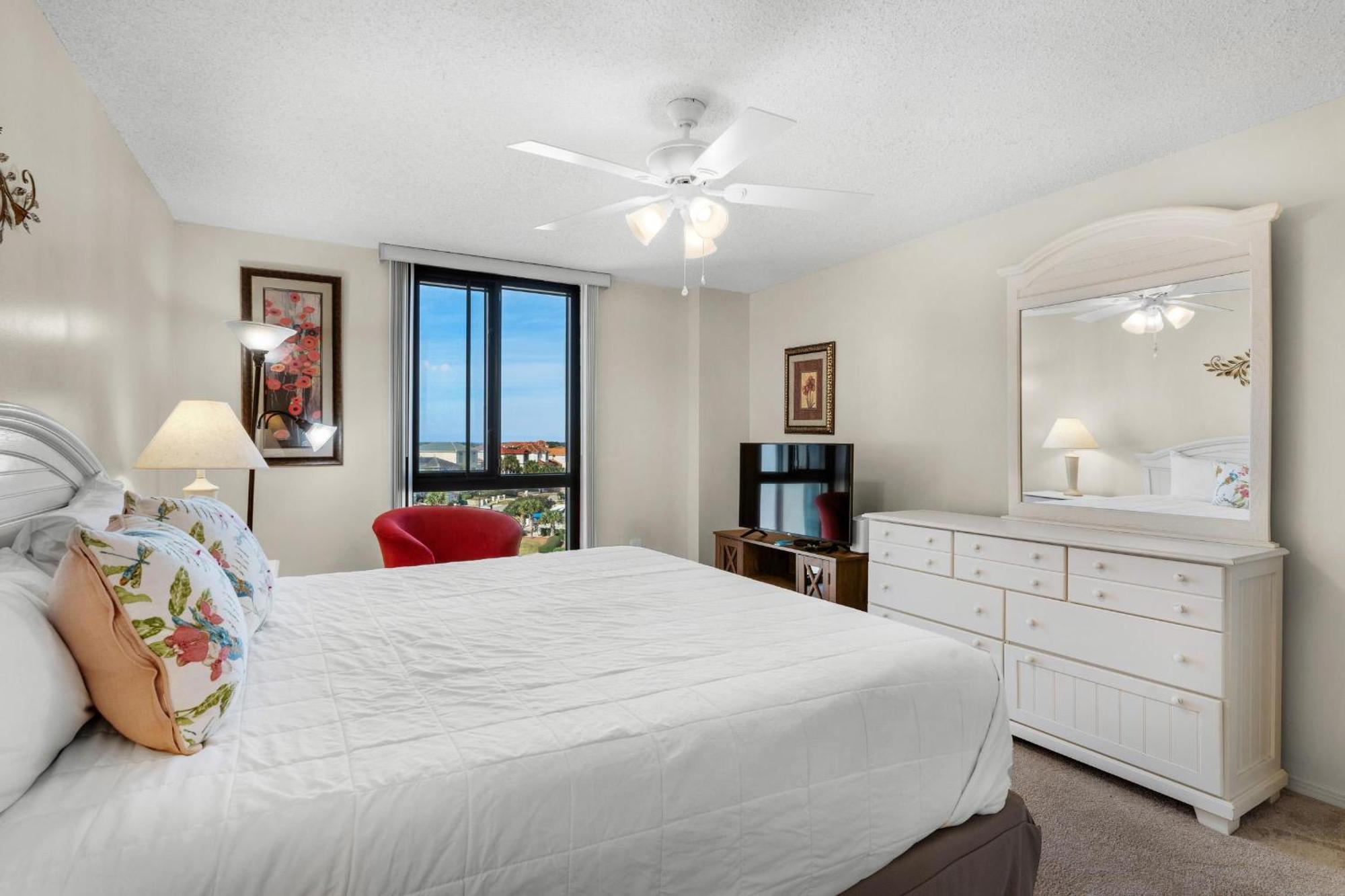 Enclave 605a Holiday home *
