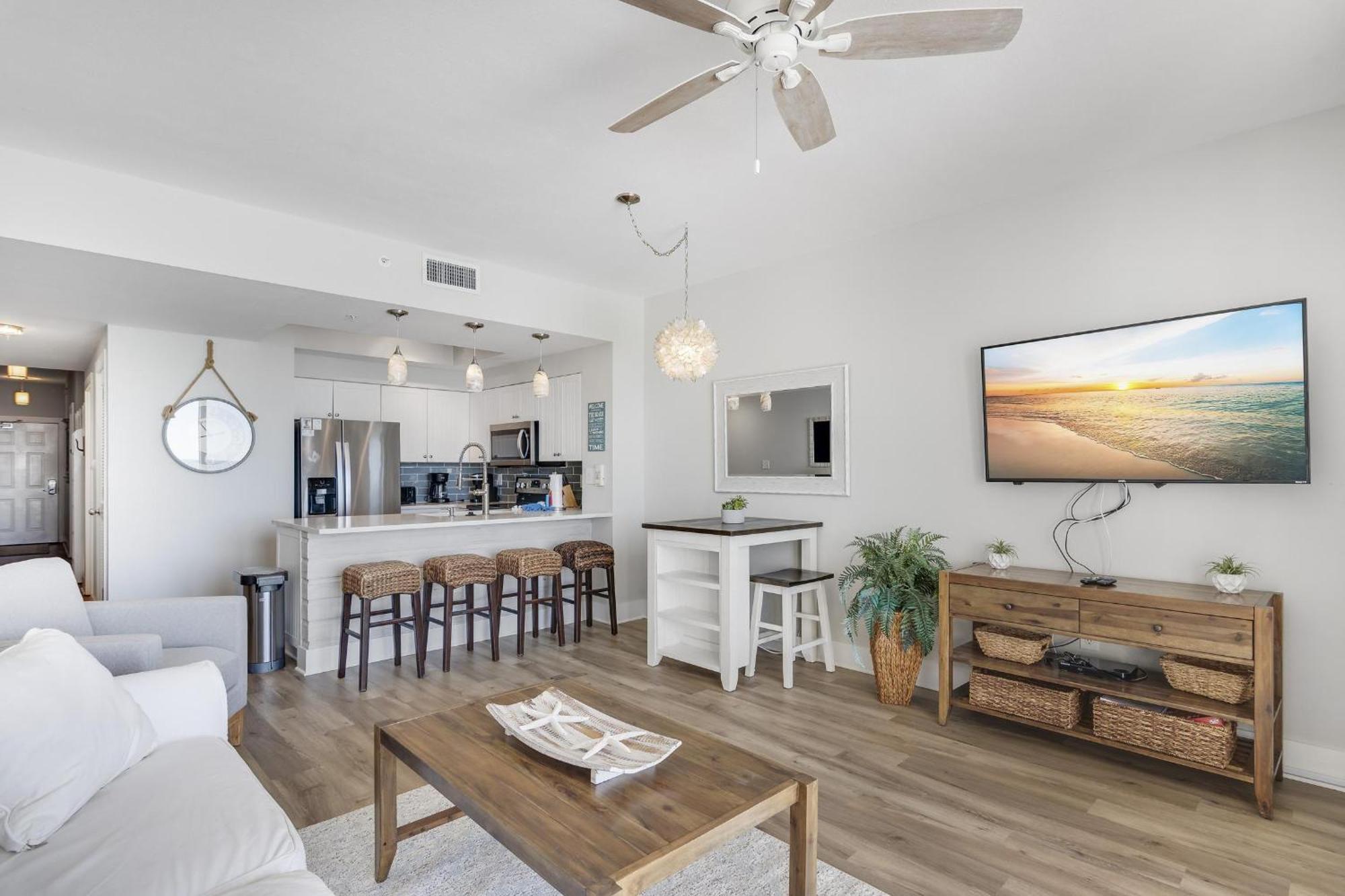 Majestic Sun 706b Destin