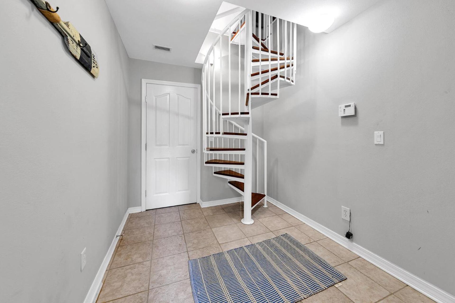 The Spyglass A 5 Bed 3 Bath House That Sleeps 14 And Just 67 Steps From The Holiday home