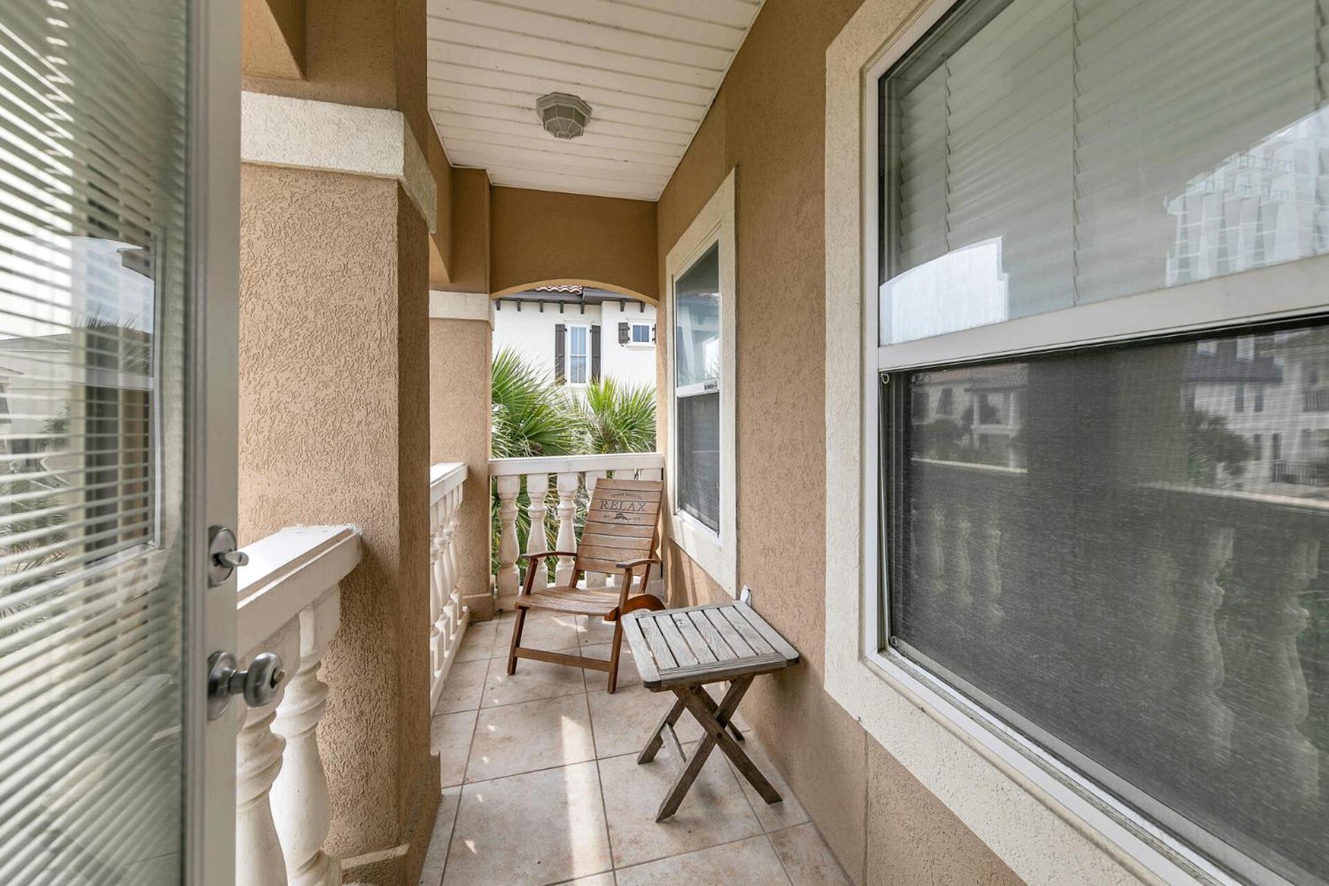 The Spyglass A 5 Bed 3 Bath House That Sleeps 14 And Just 67 Steps From The Holiday home Destin