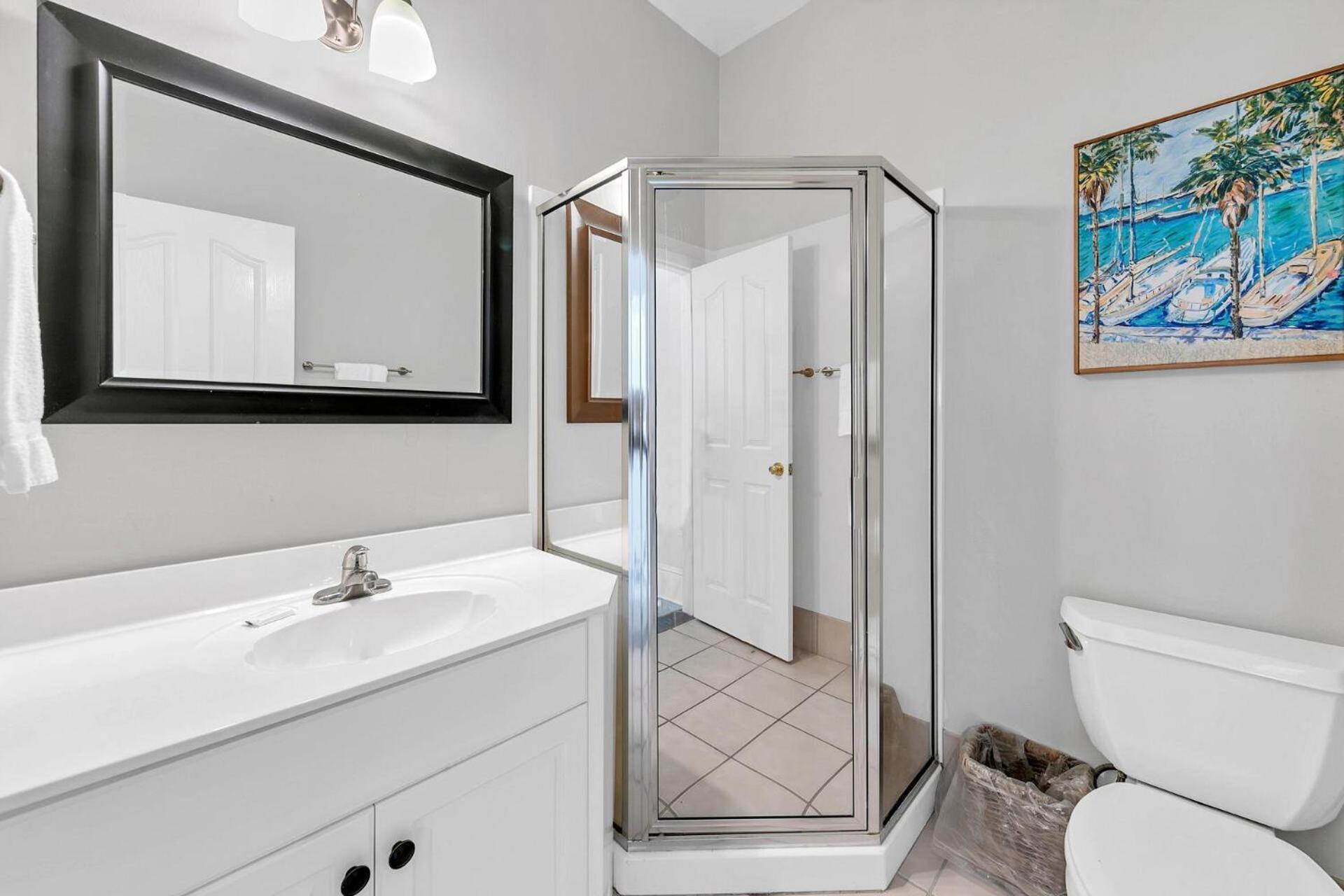 The Spyglass A 5 Bed 3 Bath House That Sleeps 14 And Just 67 Steps From The Holiday home