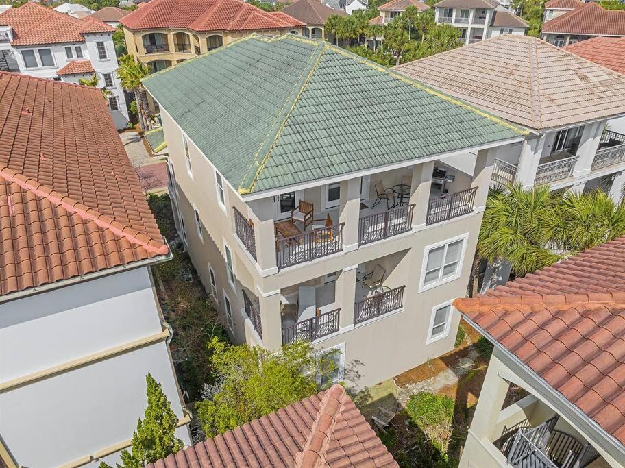 Holiday home Gulf Views 6 Bedroom Elevator Community Pool Destin