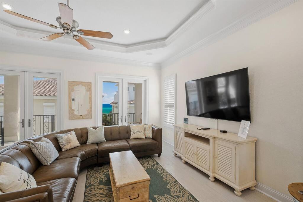 Gulf Views 6 Bedroom Elevator Community Pool Holiday home Destin