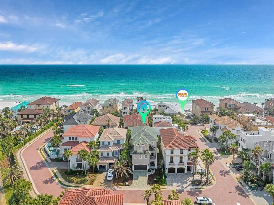 Holiday home Gulf Views 6 Bedroom Elevator Community Pool Destin