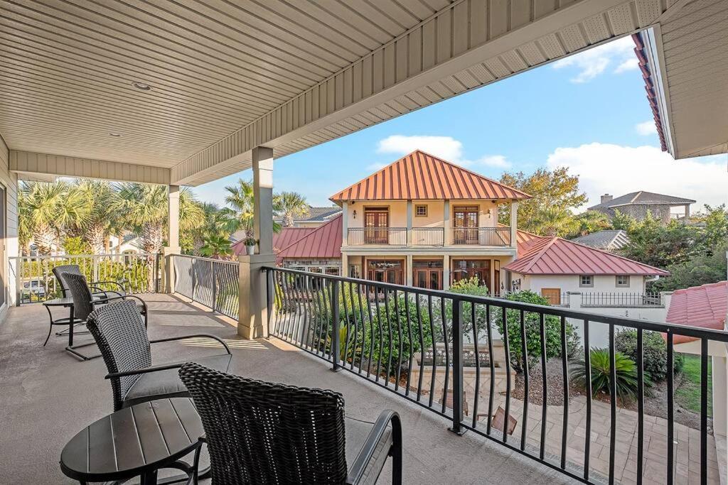 Seas The Day Destiny East Neighborhood Private Holiday home