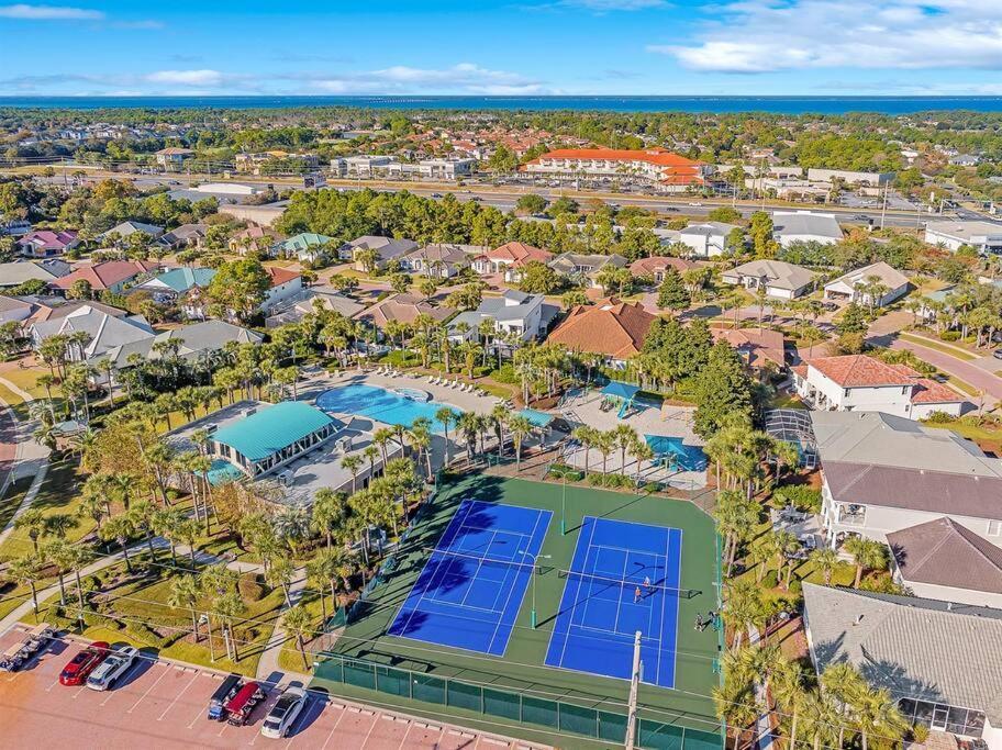 Seas The Day Destiny East Neighborhood Private Destin
