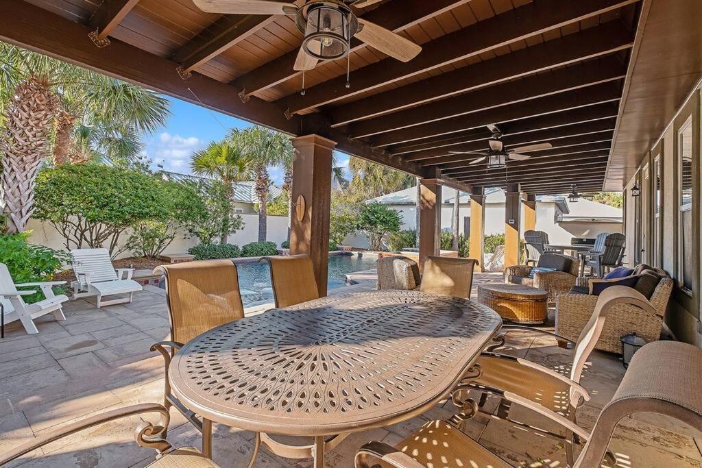 Seas The Day Destiny East Neighborhood Private *