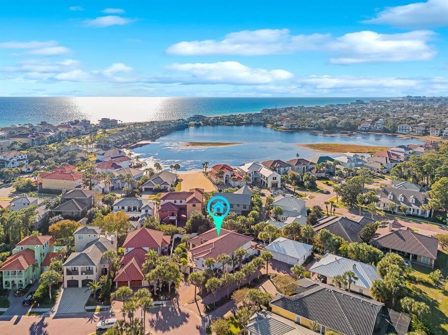 Seas The Day Destiny East Neighborhood Private *