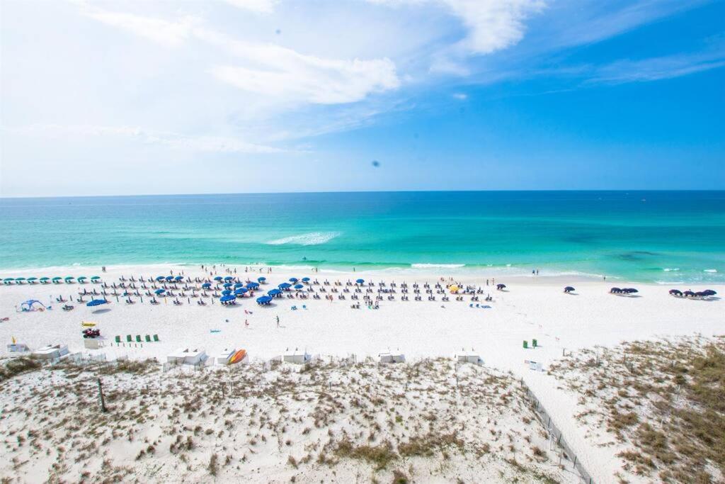 Pelican 209 Day Ever Destin