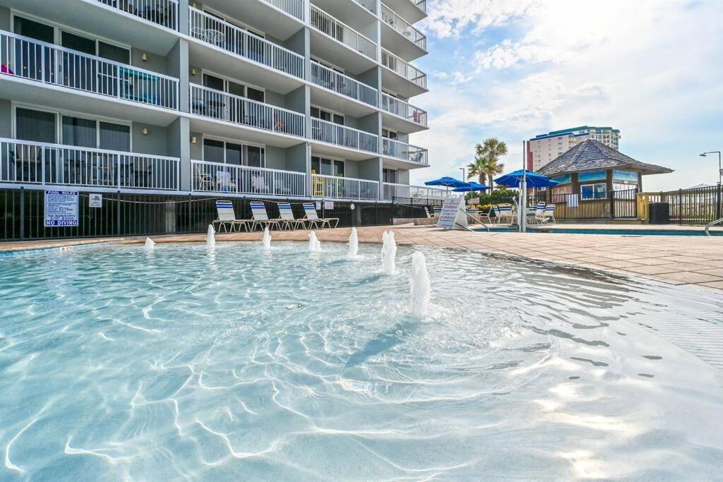 Pelican 209 Day Ever Apartment