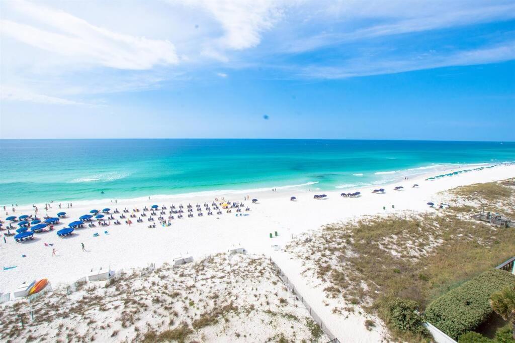 Pelican 209 Day Ever Destin