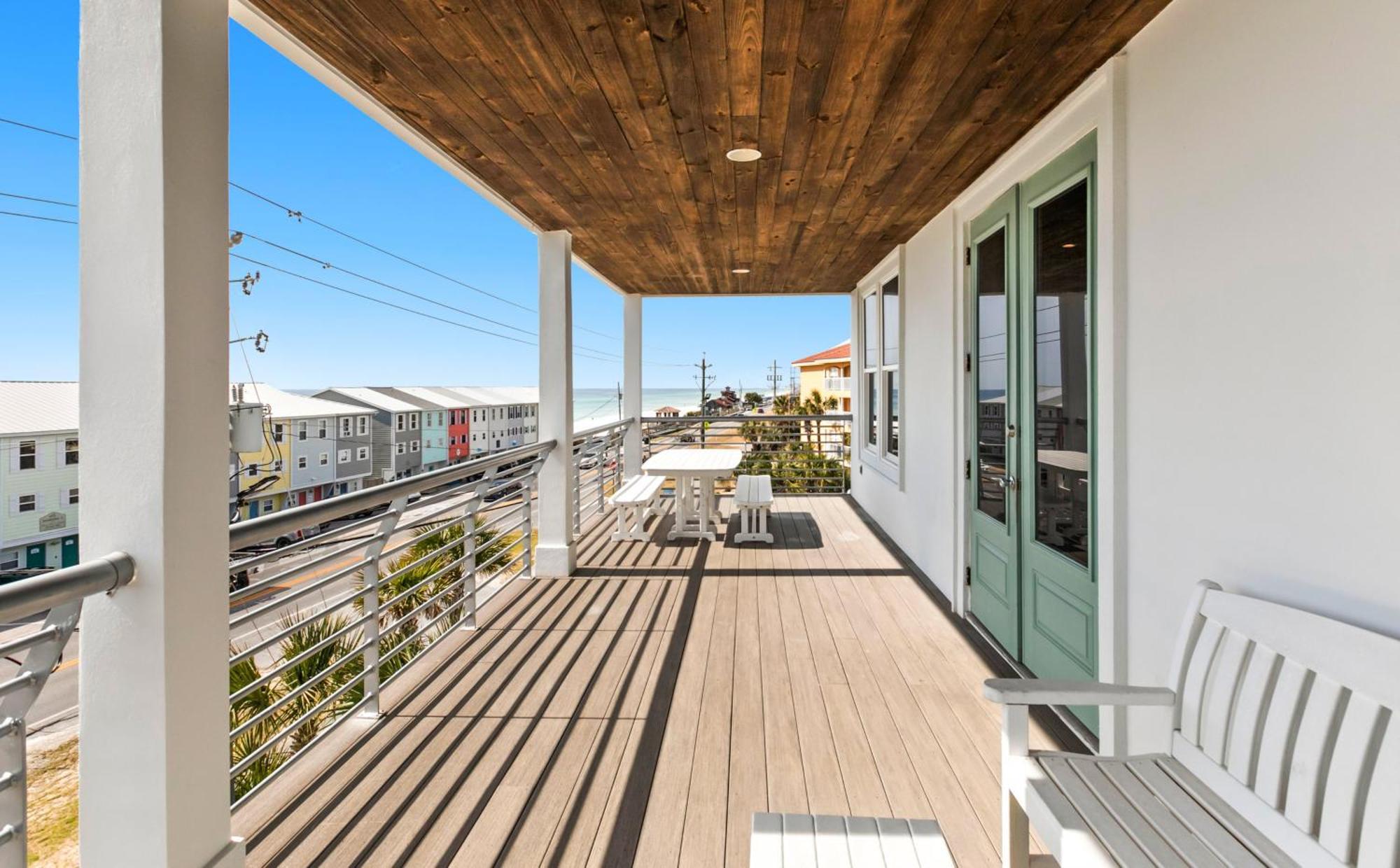 Holiday home Blue Whale Your Luxury Beach Escape
