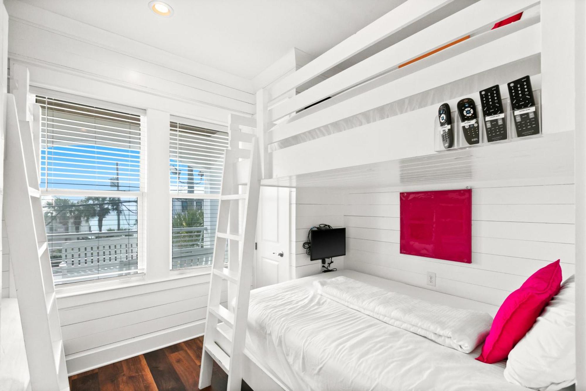 Blue Whale Your Luxury Beach Escape Holiday home