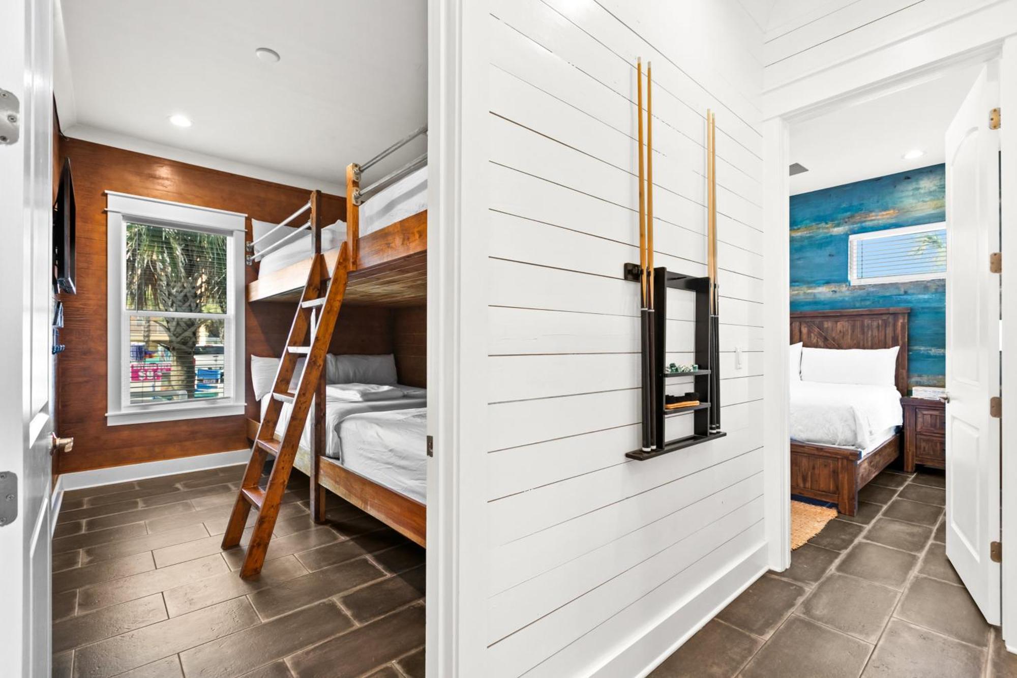 Holiday home Blue Whale Your Luxury Beach Escape *