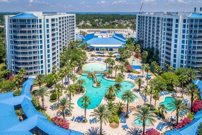Pool View At Palms Of