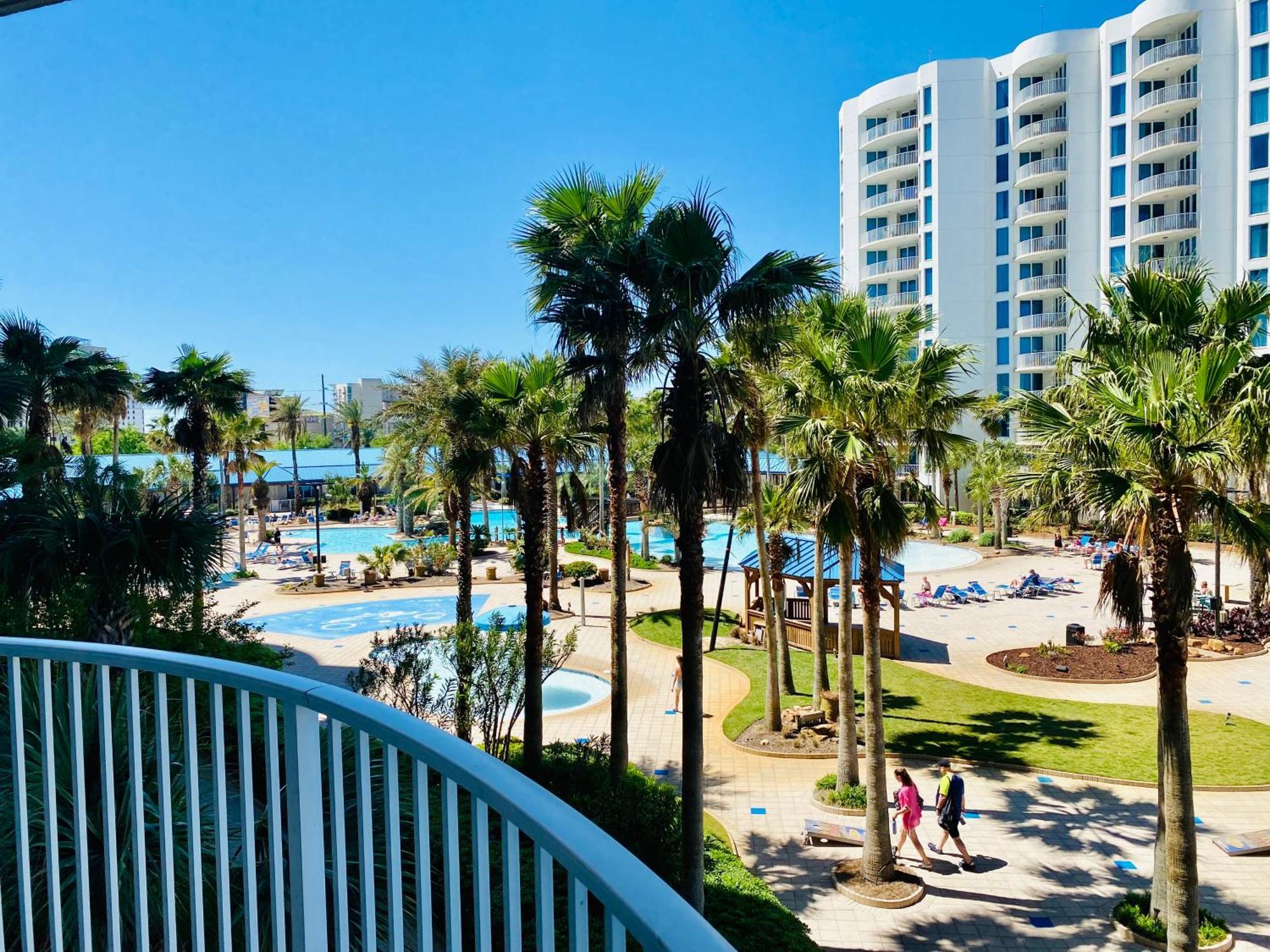 Pool View At Palms Of Apartment Destin