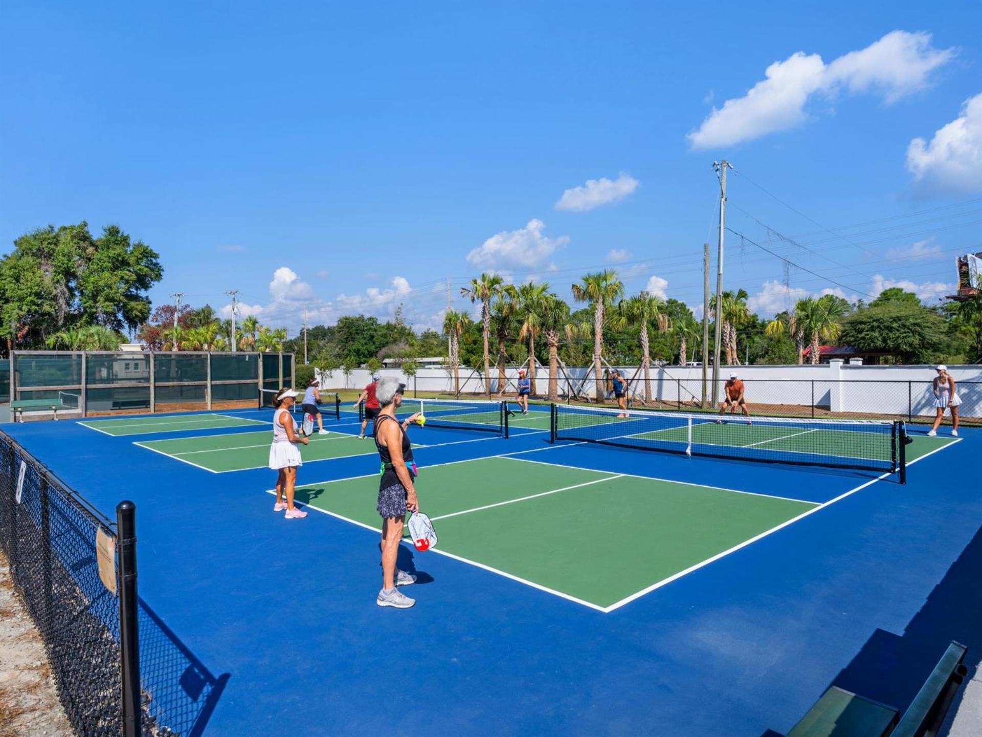 Hidden Dunes & Tennis *