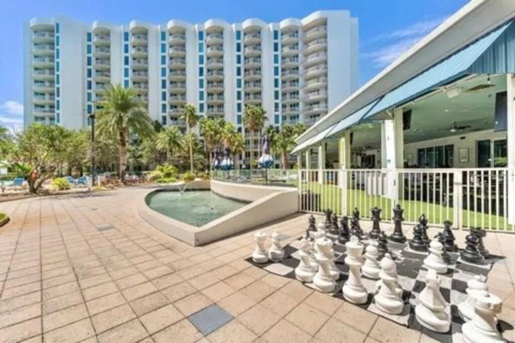 Pool View At Palms Of Apartment *