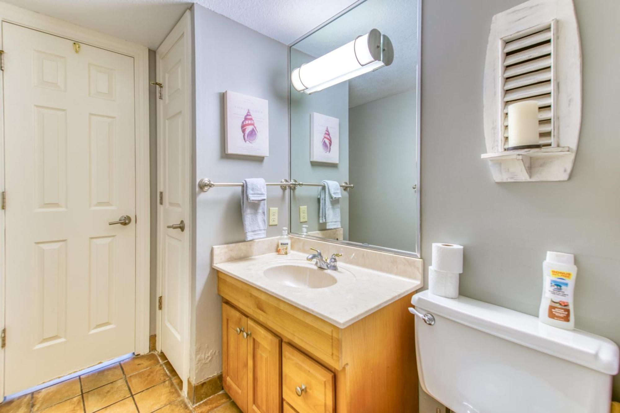 House D602 - Beachfront With Pool, Wifi, & Service Apartment Destin