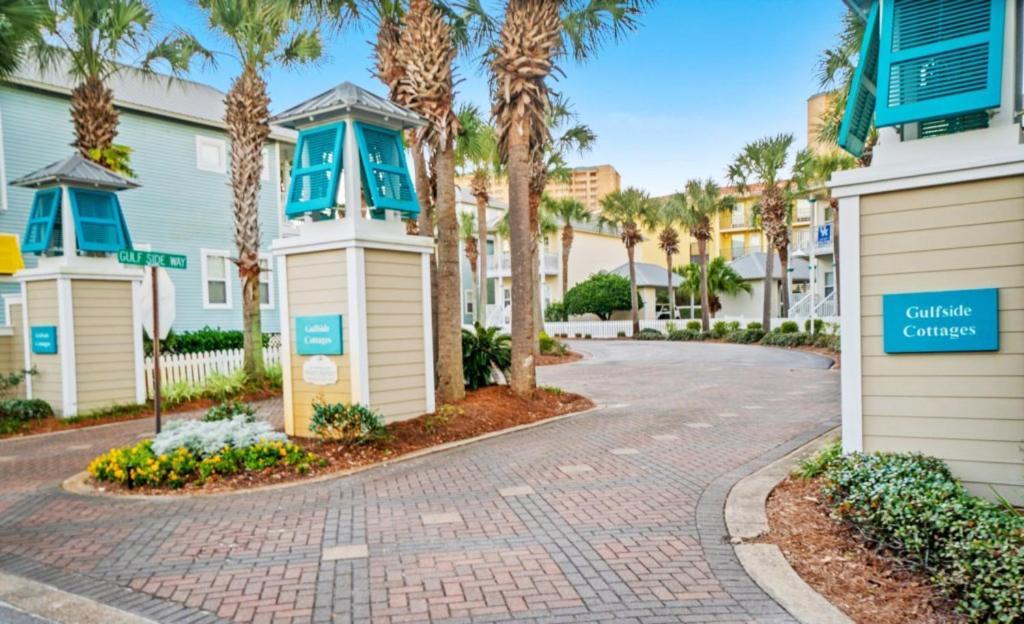 Holiday home Claire De Lune With Private Access Destin