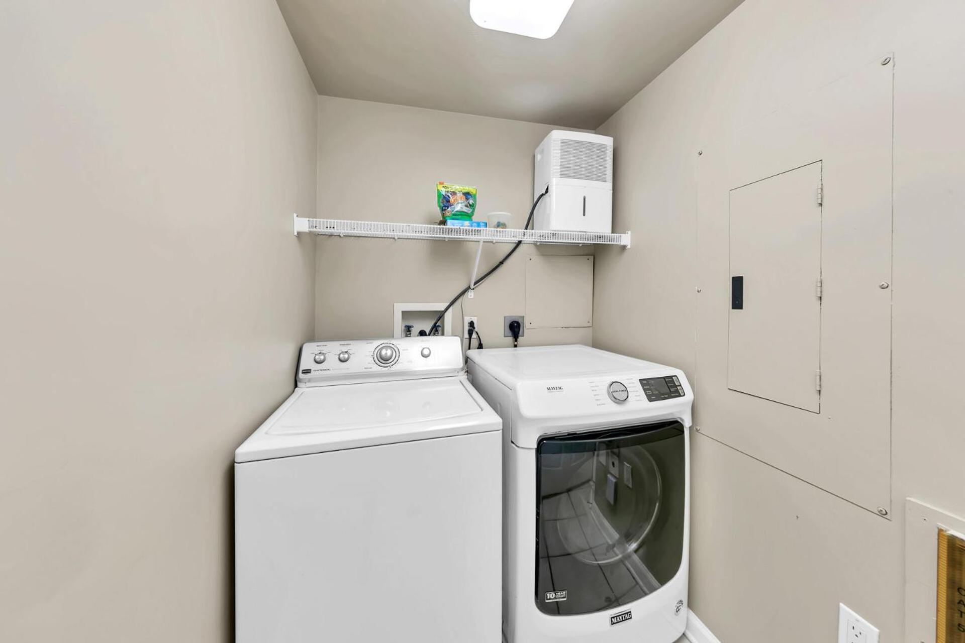 Holiday home Beautiful Spacious Penthouse 2 Story Front Sleeps 12! Destin