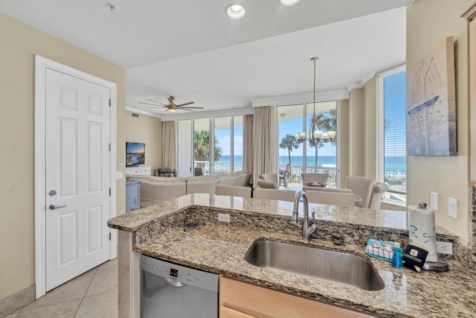 Holiday home Beautiful Spacious Penthouse 2 Story Front Sleeps 12!