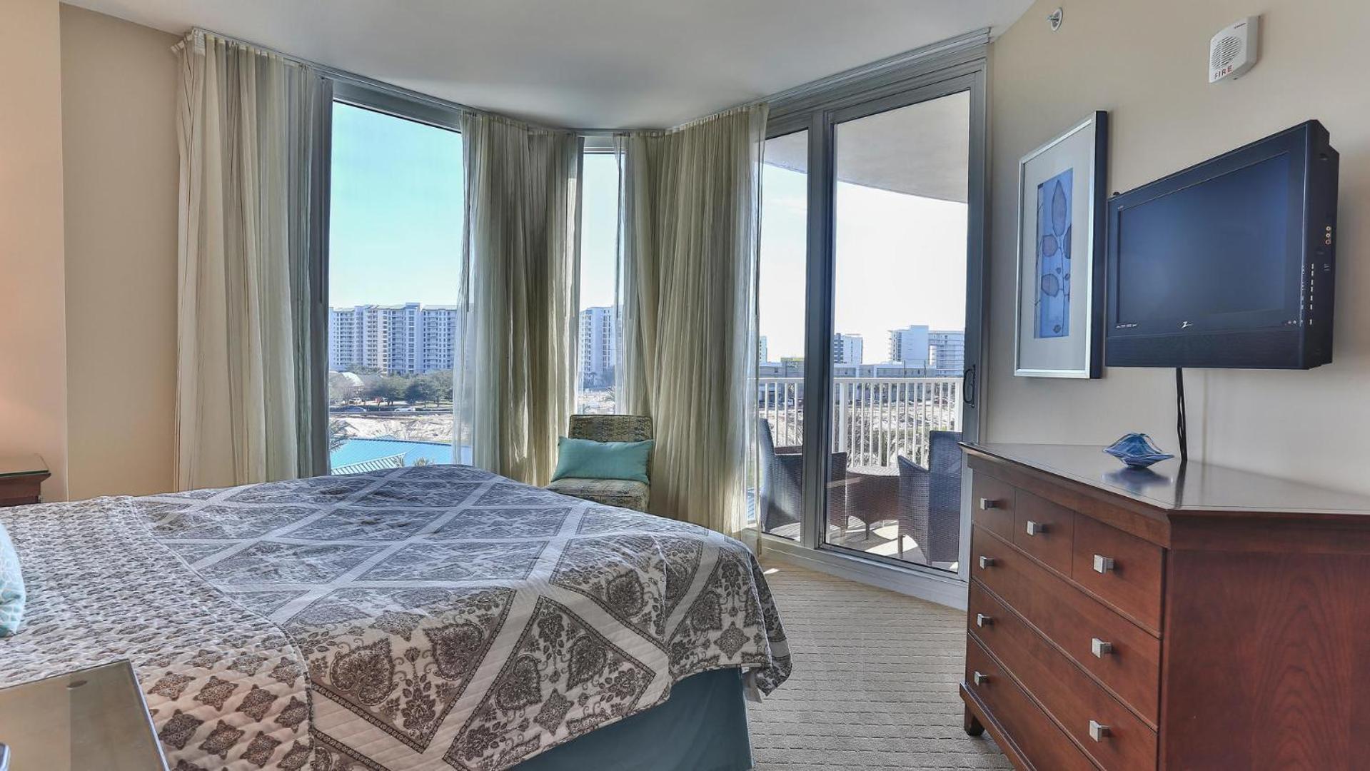 Palms Of 2517 Luxury In The Heart Of Destin!!! * Destin