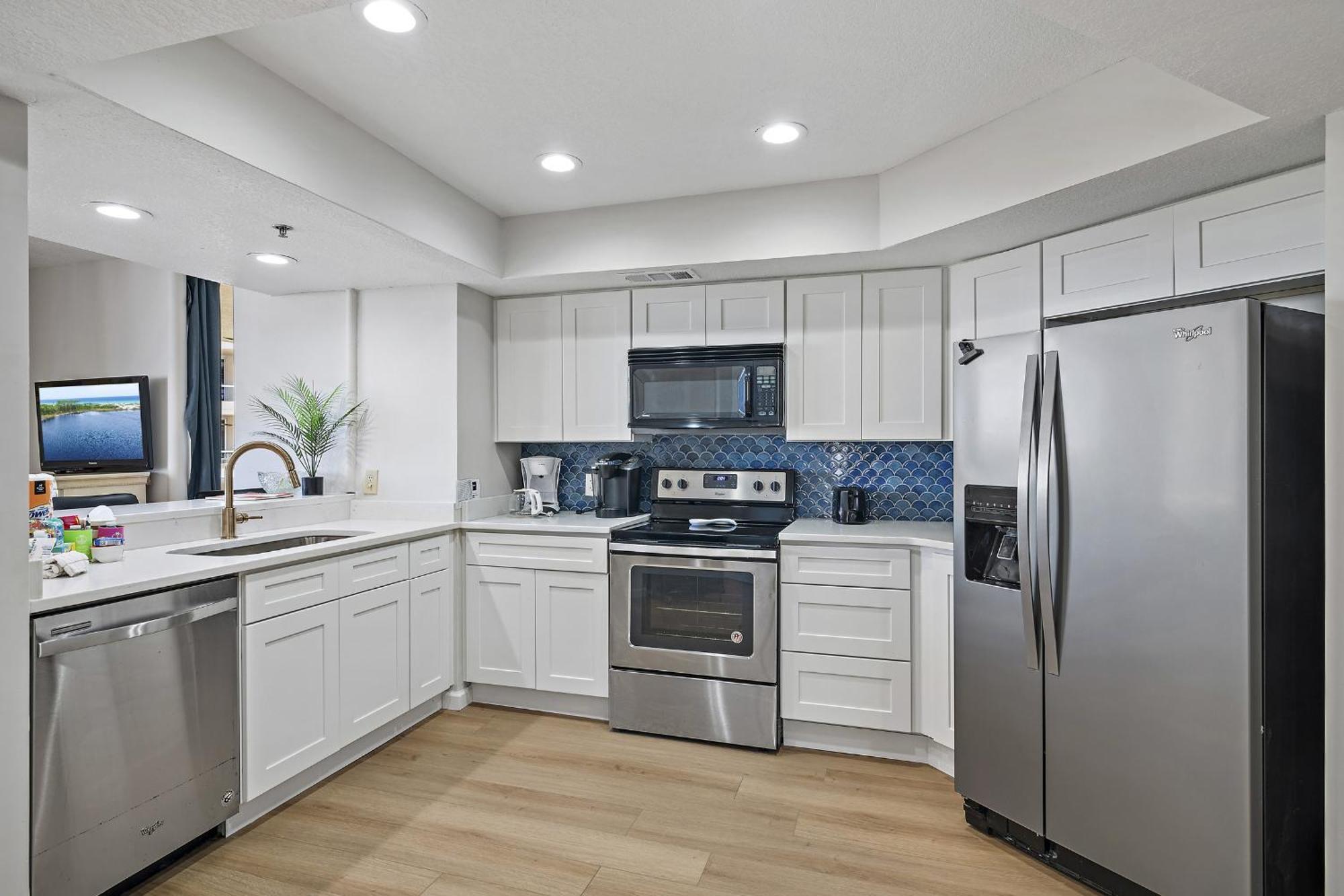 Apartment East Pass Towers 303n *