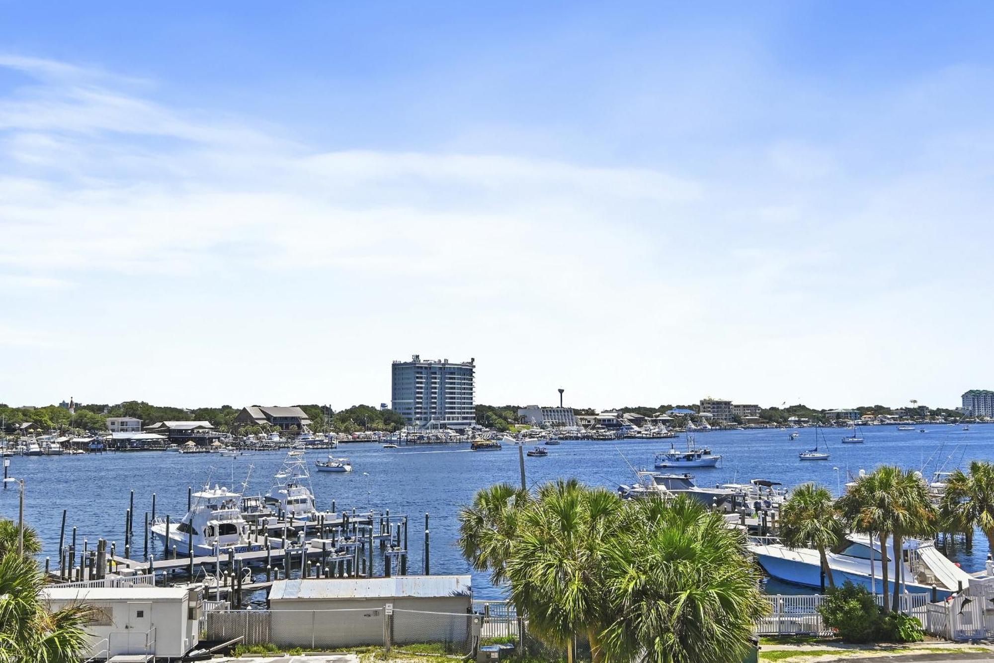 Apartment East Pass Towers 303n Destin