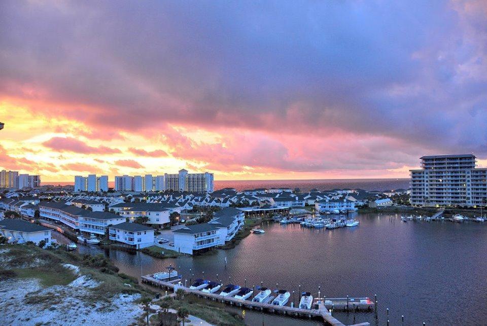 Sandpiper Cove Unit1064 Holiday home Destin