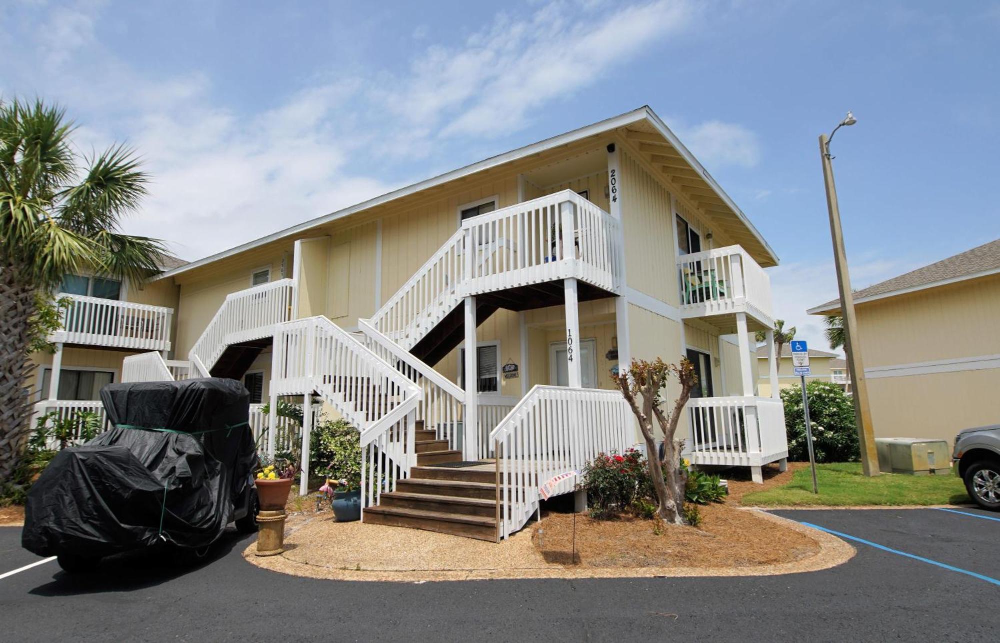 Sandpiper Cove Unit1064 Holiday home Destin