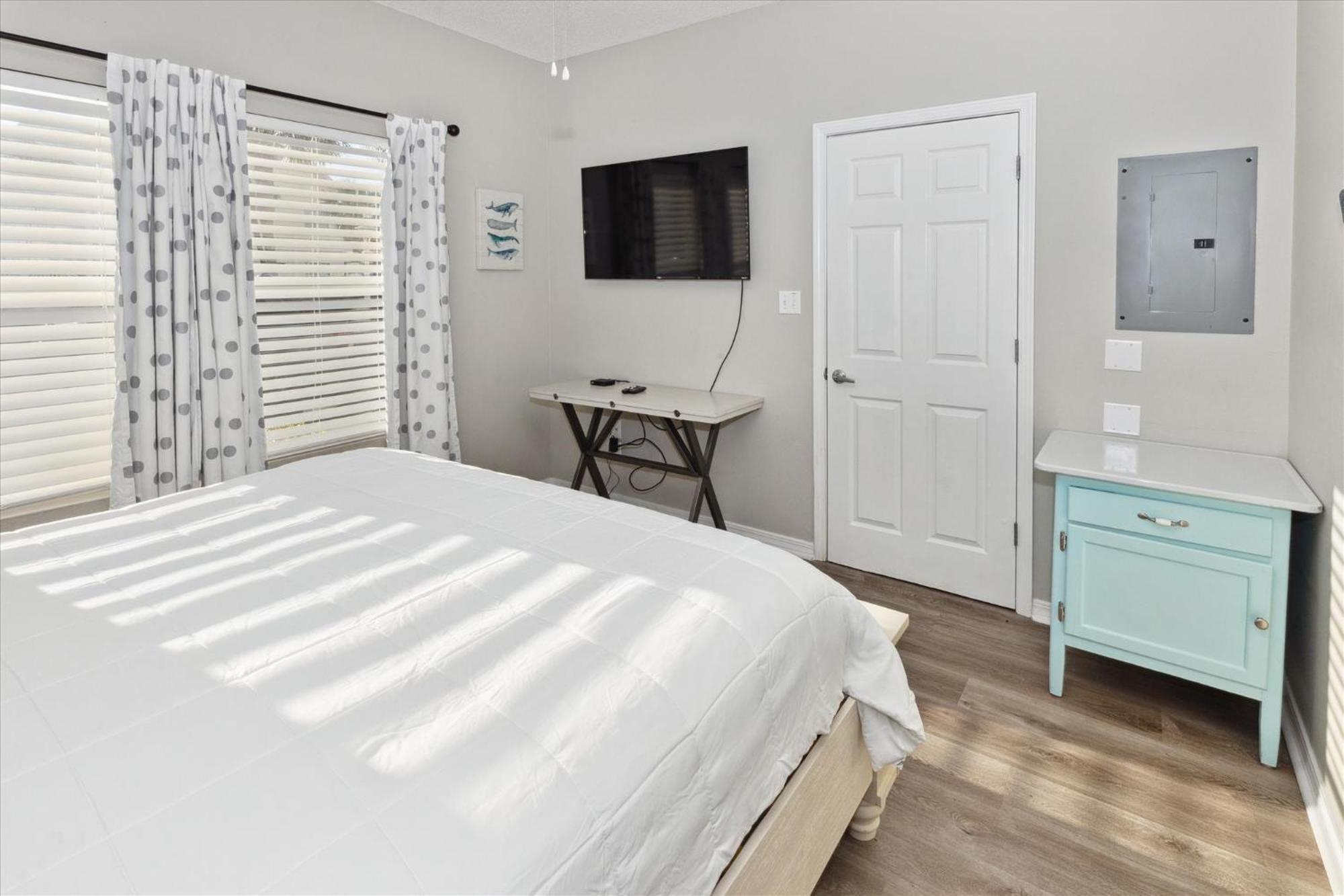 Sandpiper Cove 9124- By Isle Destin