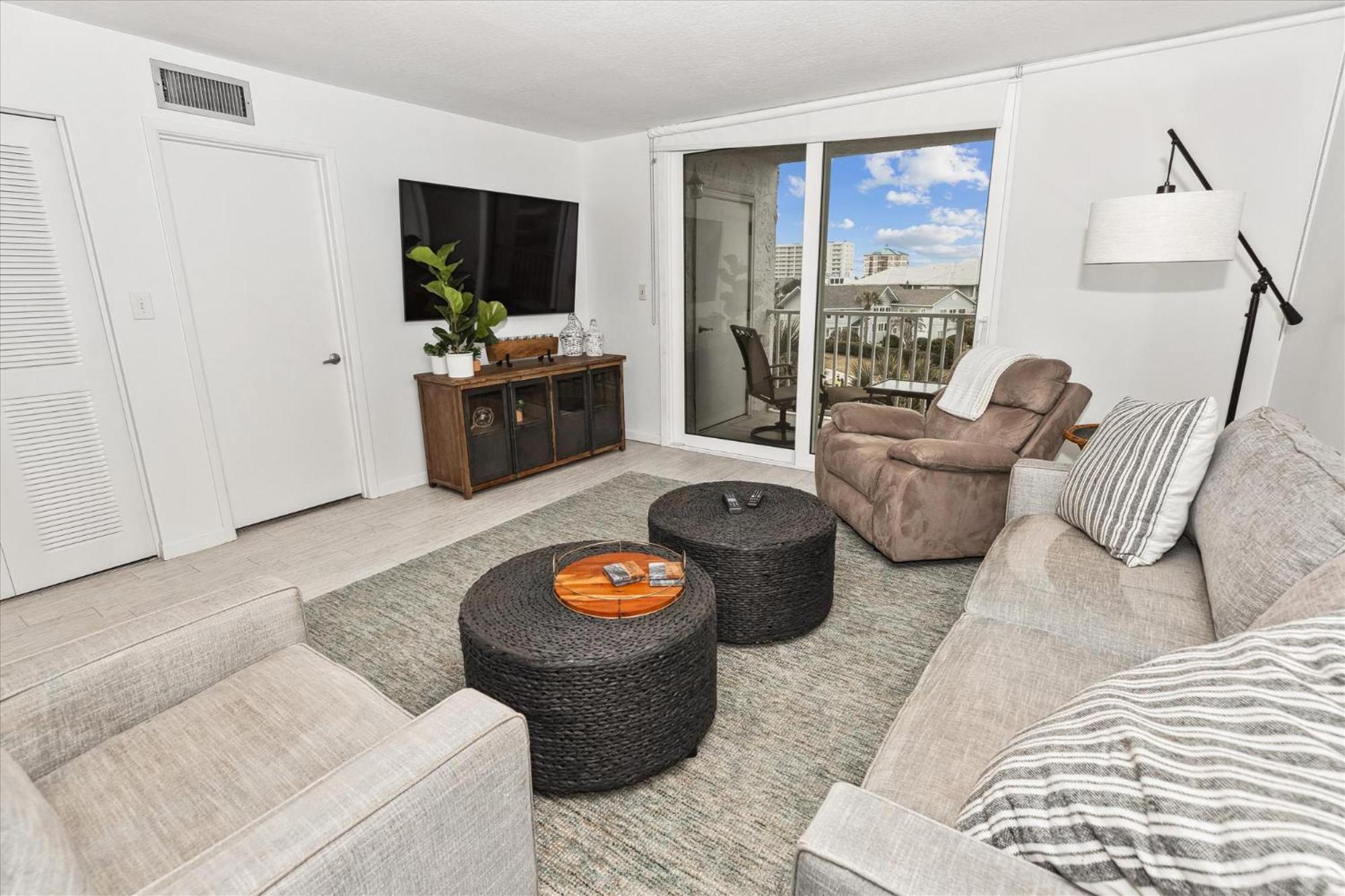 Dolphin Point 404a- By Isle