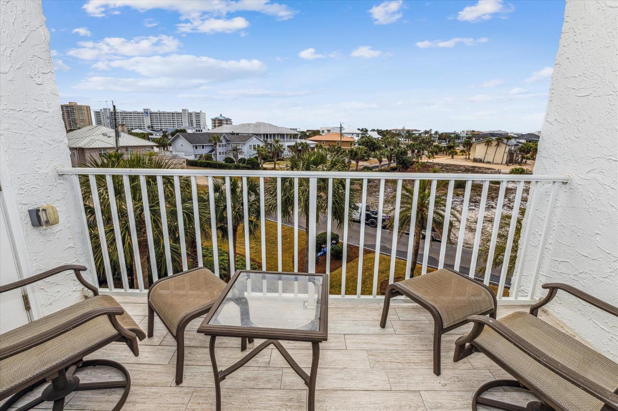Dolphin Point 404a- By Isle Apartment *