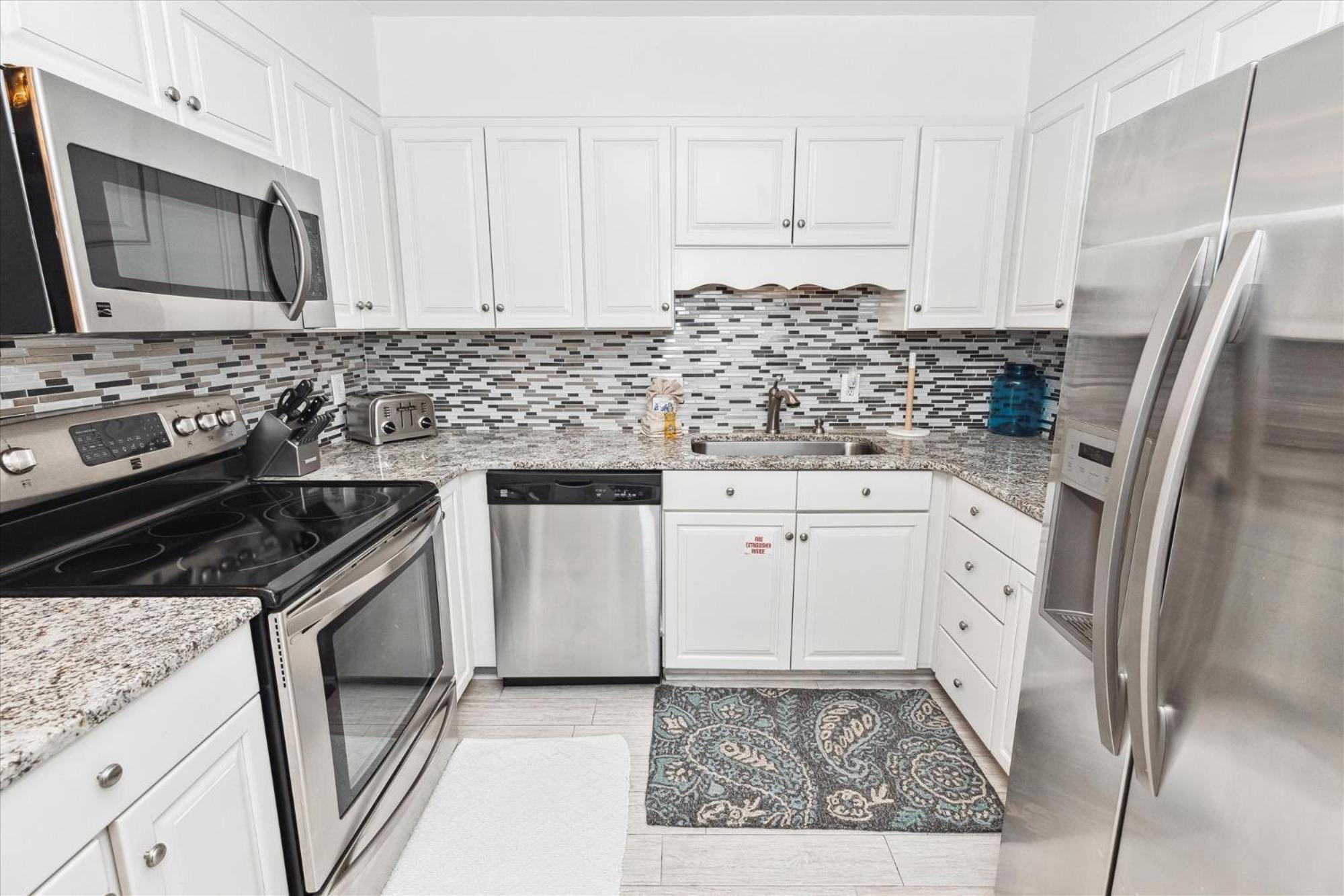 Dolphin Point 404a- By Isle Apartment