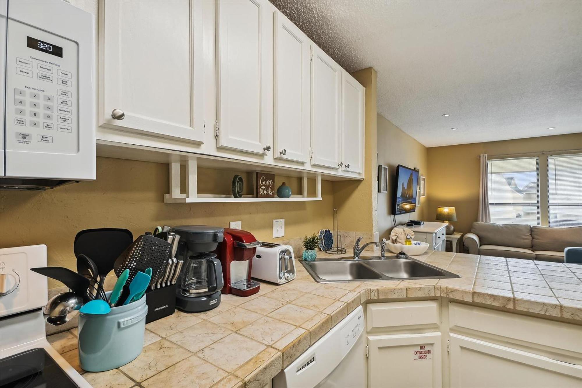 Sandpiper Cove 8226- By Isle Apartment