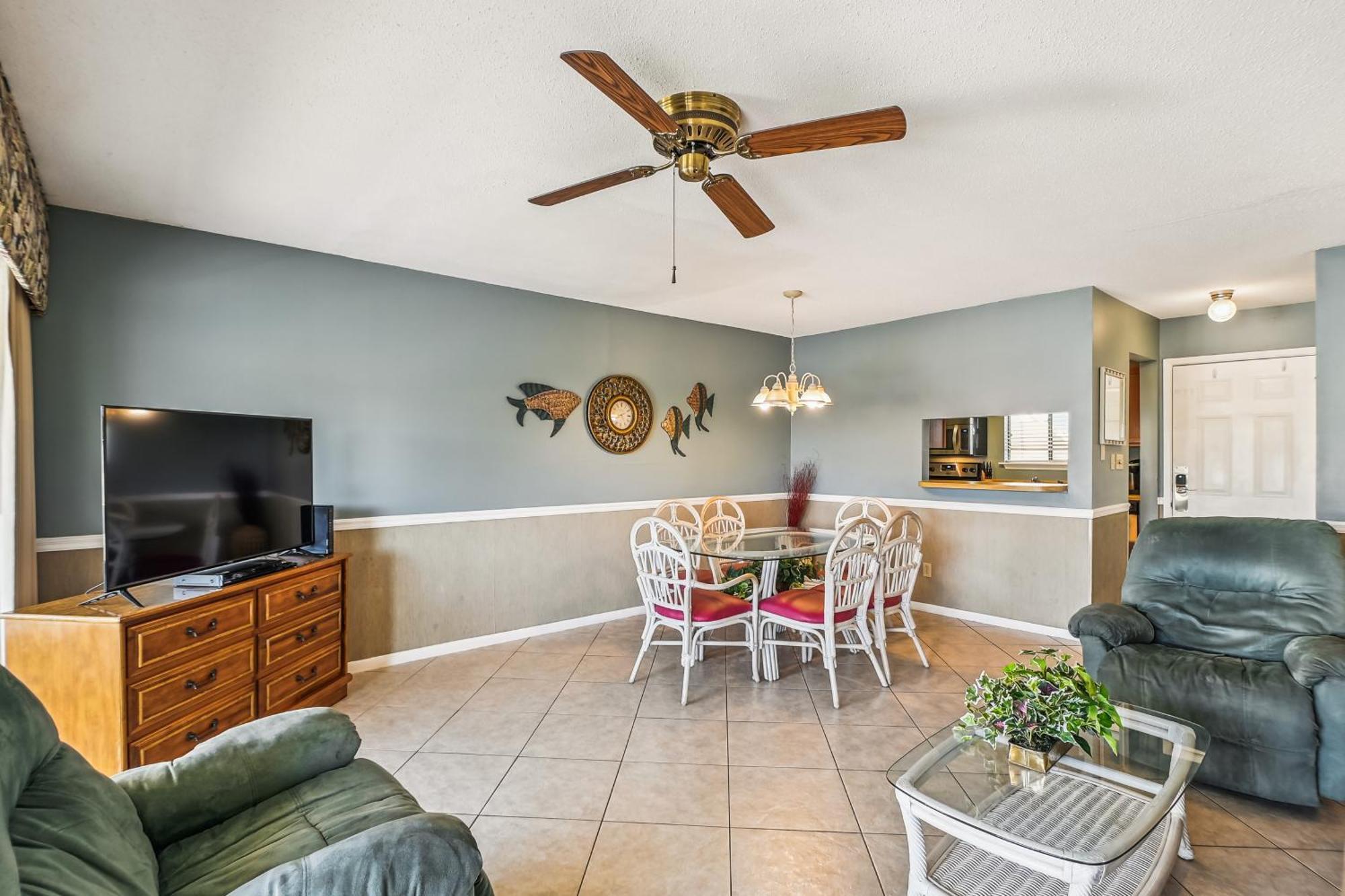 Sandpiper Cove 7201- By Isle Apartment *