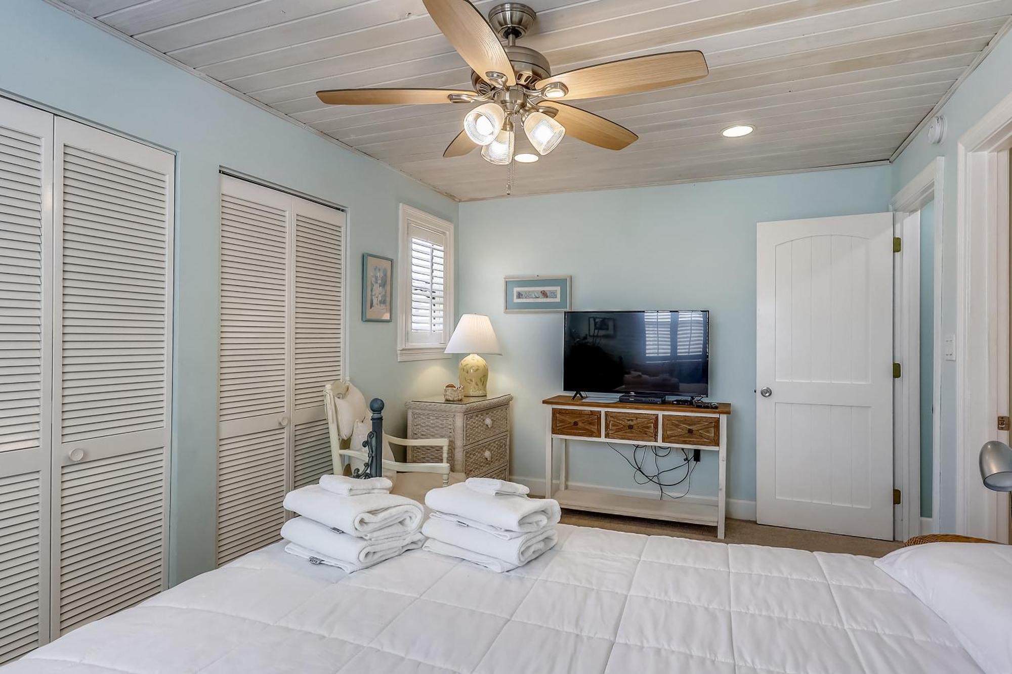 Sandpiper Cove 0012- By Isle *