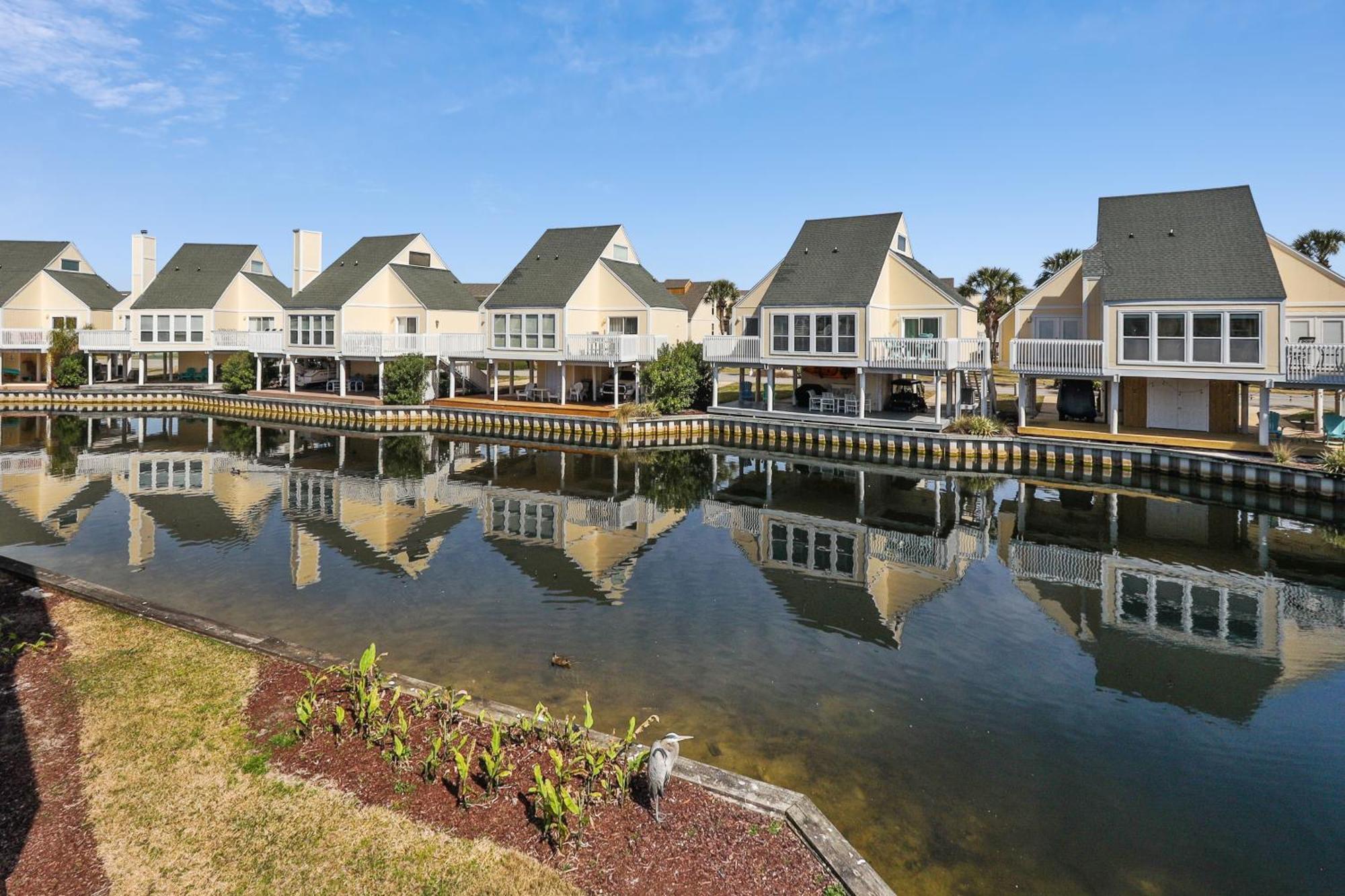 Sandpiper Cove 0012- By Isle Apartment *