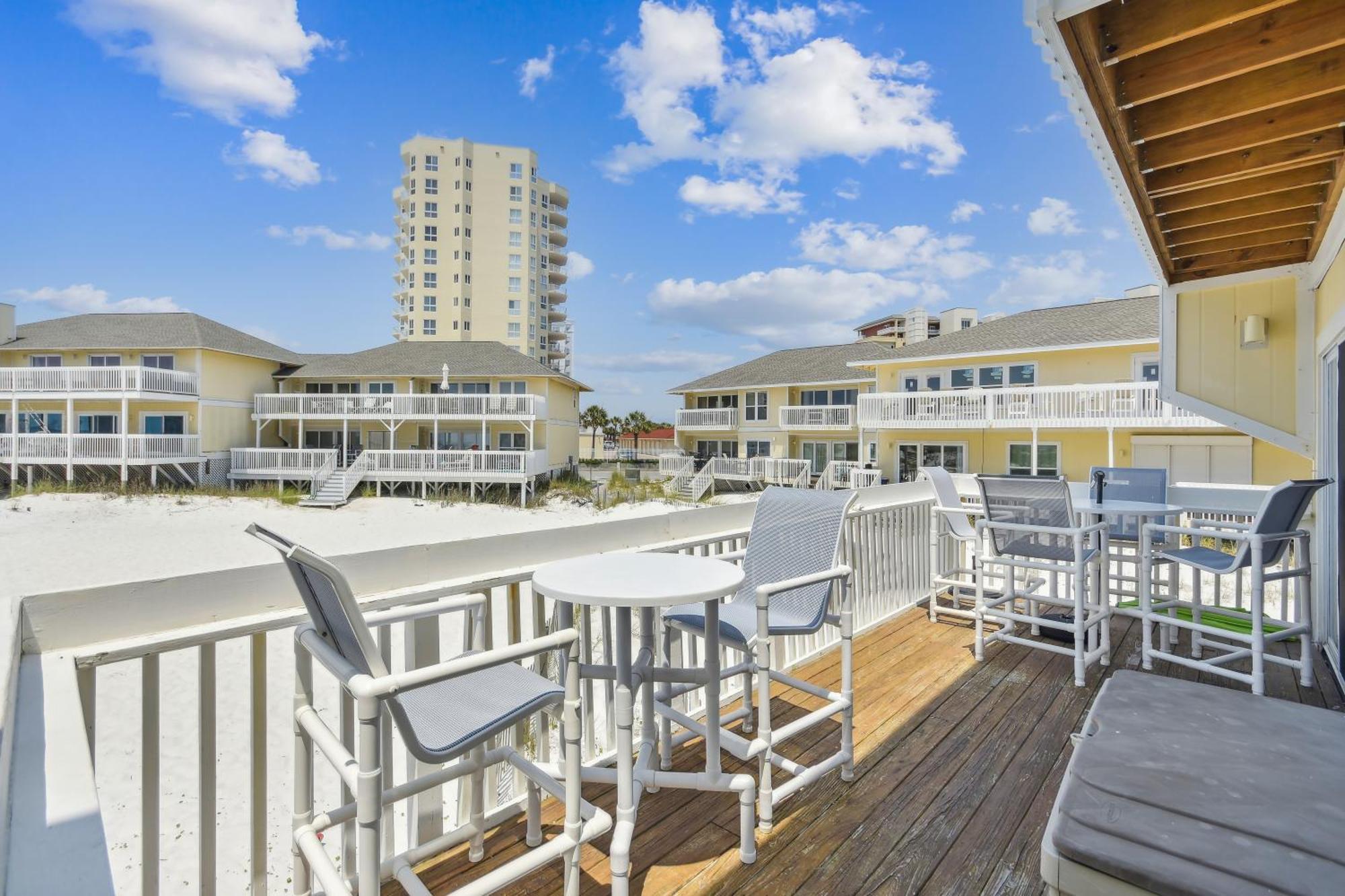 Sandpiper Cove 1125- By Isle