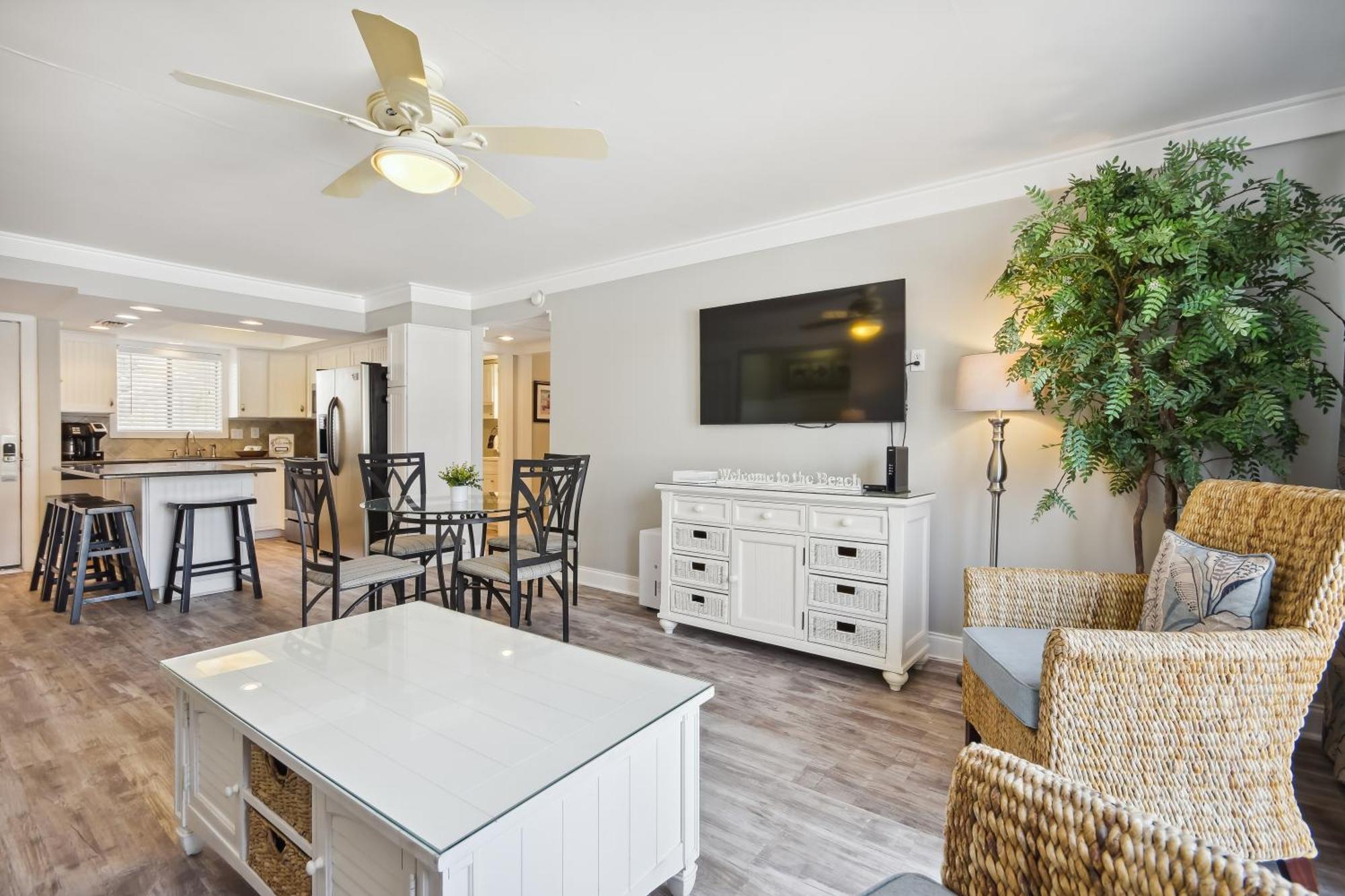 Sandpiper Cove 1125- By Isle Apartment Destin