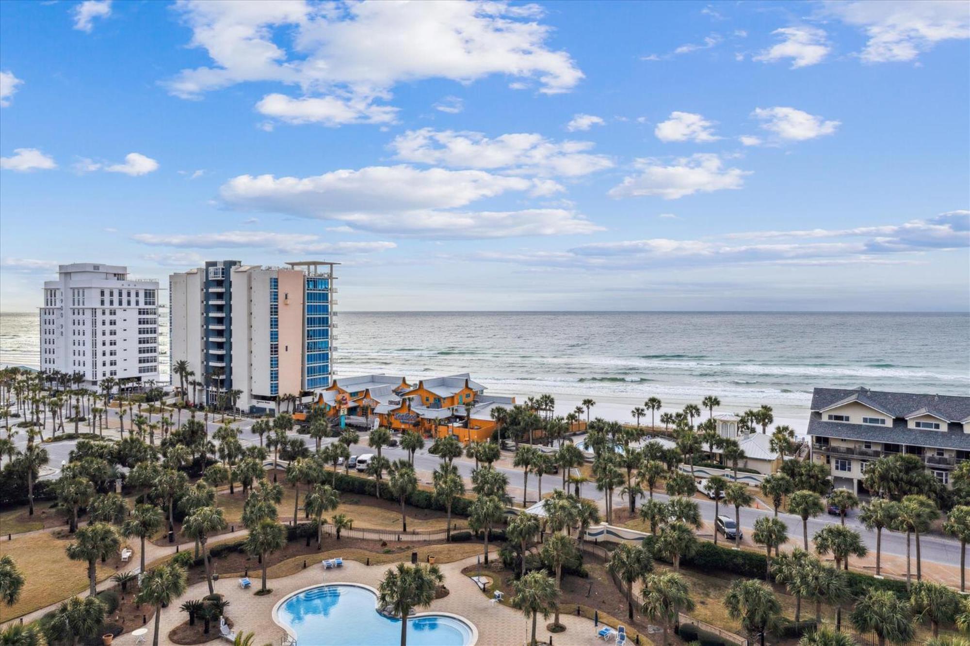 Apartment Sterling Shores 918- By Isle