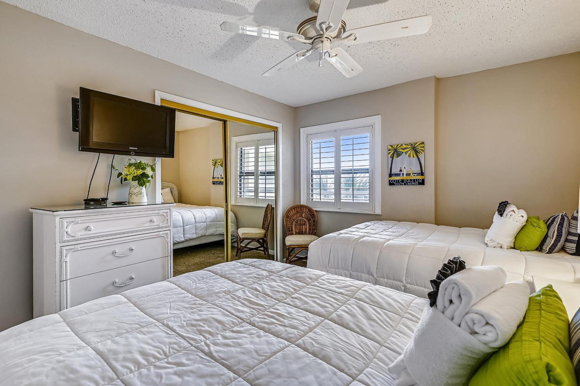 Apartment Inlet Reef 209- By Isle *
