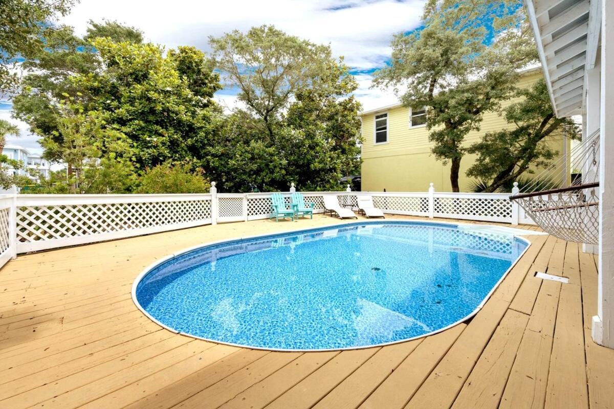 Timeless Traditions Poolheat & Golf Cart Deals Holiday home