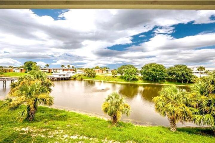 Holiday home So Fire So Good 3 Comm Pools Lakeview Fireplace Destin