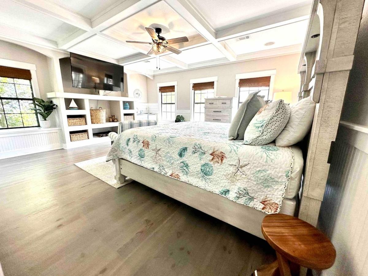 Holiday home Coastal91 Free Golf Cart Gated Access