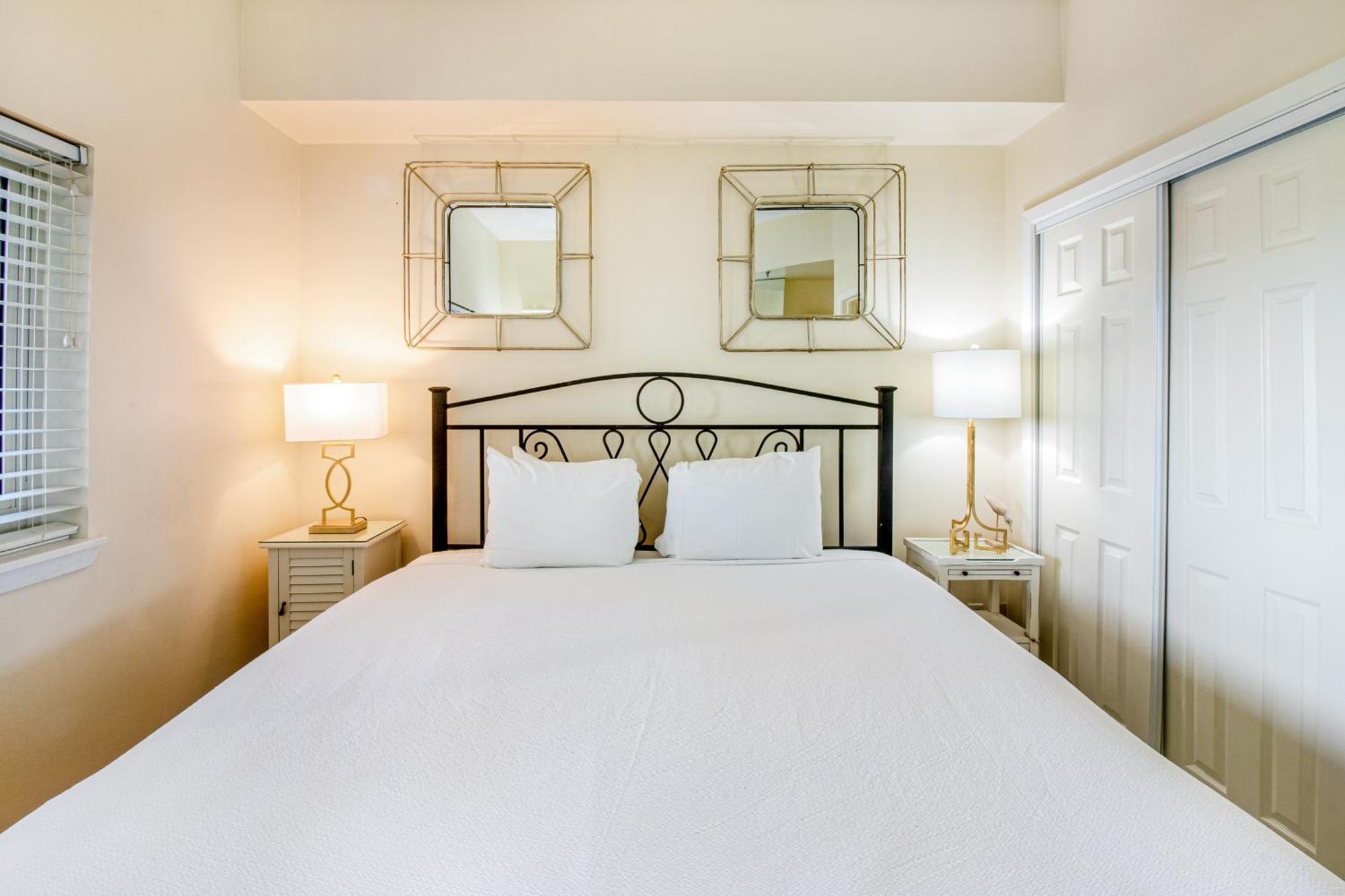 Tops'l Manor 312 Apartment Destin