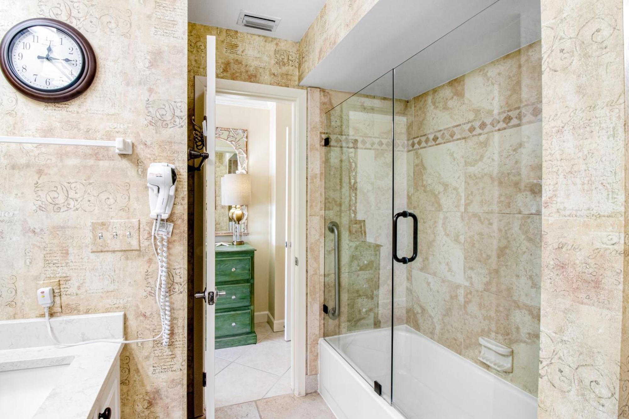 Apartment Tops'l Manor 312 Destin